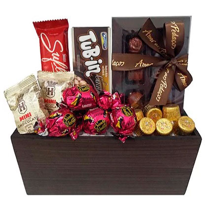 Chocolate basket for chocoholic woman