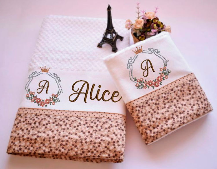 Bath towels set for mom